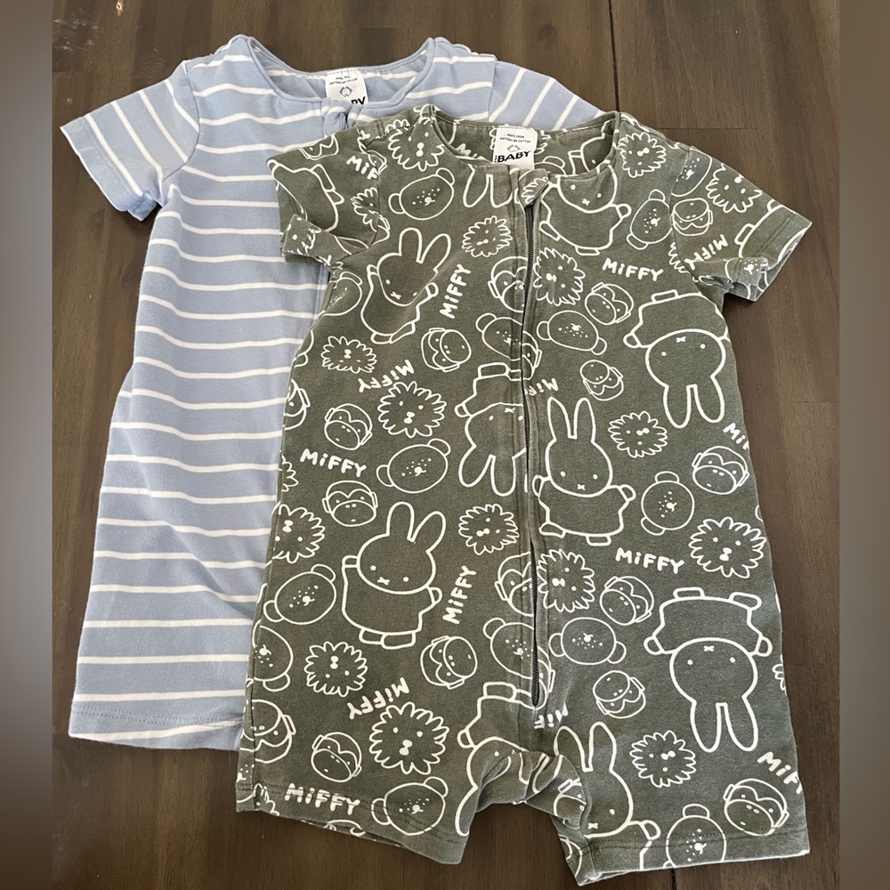 Baby onesies! 6-9 months